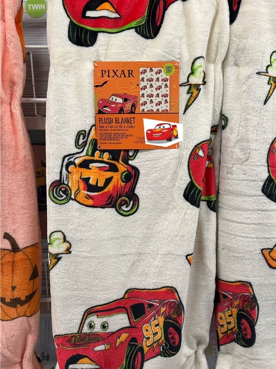 Disney Other - VIRAL Disney Cars Halloween Blanket